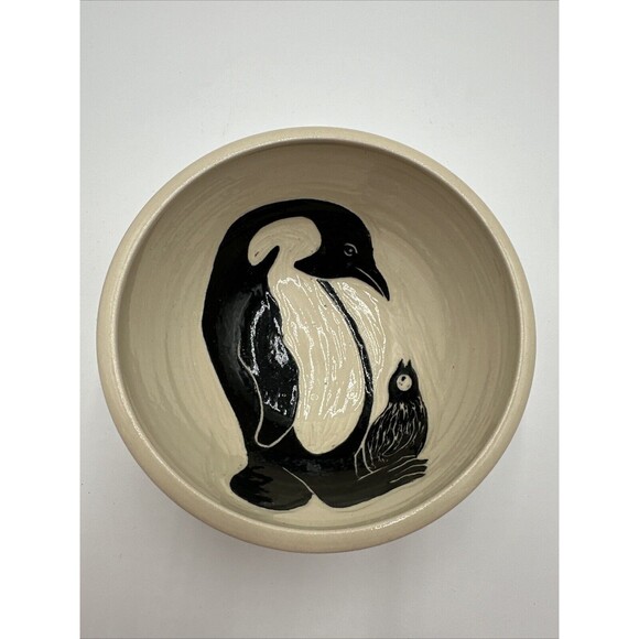R Honey Pots - Liz Russell Art Pottery Bowl 5.75” Penguin And Bird